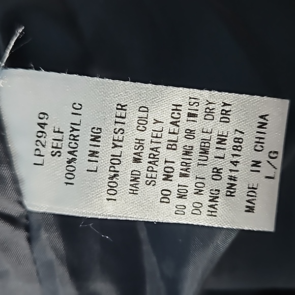 ❄C. Luce Tweed Black & Metallic Shorts - Picture 10 of 10